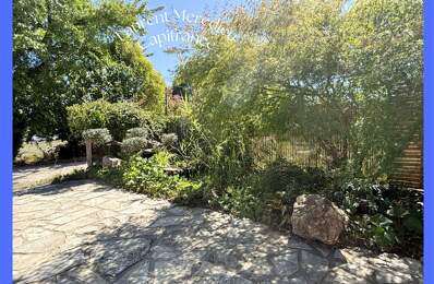 VAL-DE-VIRVÉE – Charmante maison rénovée avec jardin, au cœur du village — photo du bien