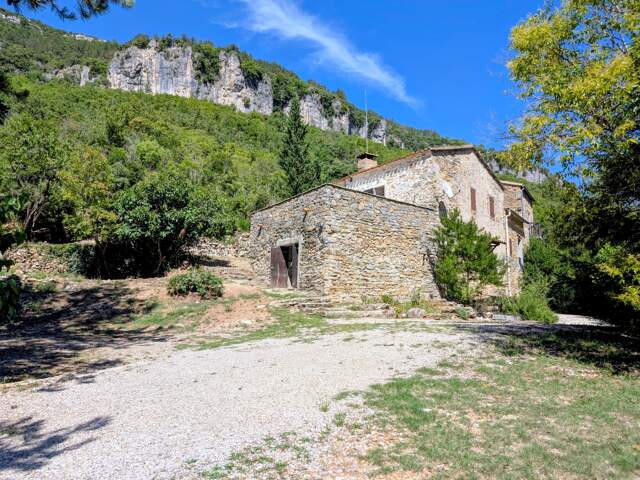 Propriete à vendre 6 pièces GORNIES (34) — photo du bien