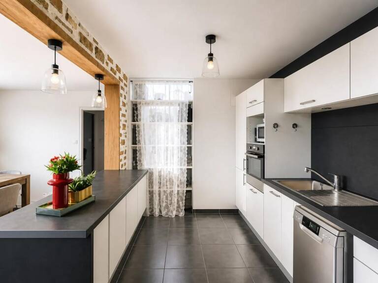 Appartement 4 pièces de 91,86 m² avec balcon – Bourgoin-Jallieu — photo 1