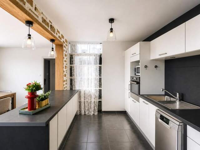 Appartement 4 pièces de 91,86 m² avec balcon – Bourgoin-Jallieu — photo du bien