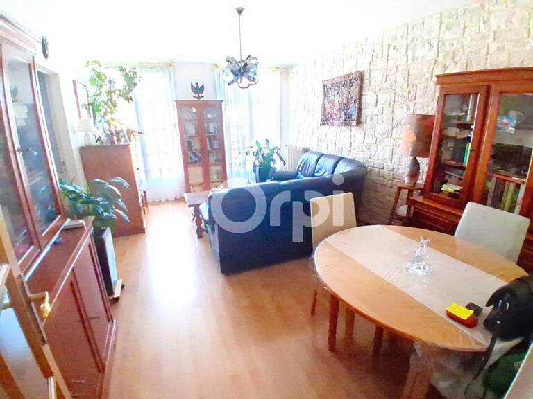 Appartement À Vendre — photo 1