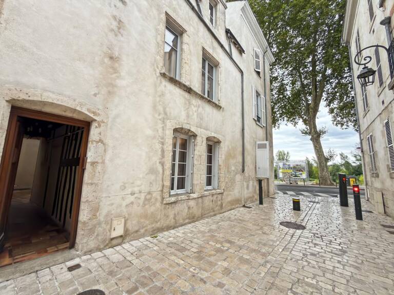 ✨ CHARME DE L'ANCIEN EN BORD DE LOIRE — QUAI DU CHÂTELET (ORLÉANS)   — photo 1