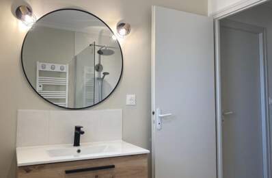Maison de plain-pied entièrement rénovée avec double garage, Marigny (79360) — photo du bien