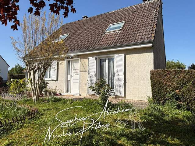 Maison individuelle avec 4 chambres, sous-sol et jardin — photo du bien