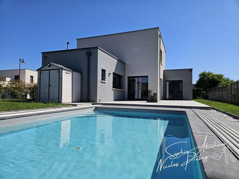 Maison contemporaine BBC , 3 chambres, garage de 48 m², jardin avec piscine — photo 1