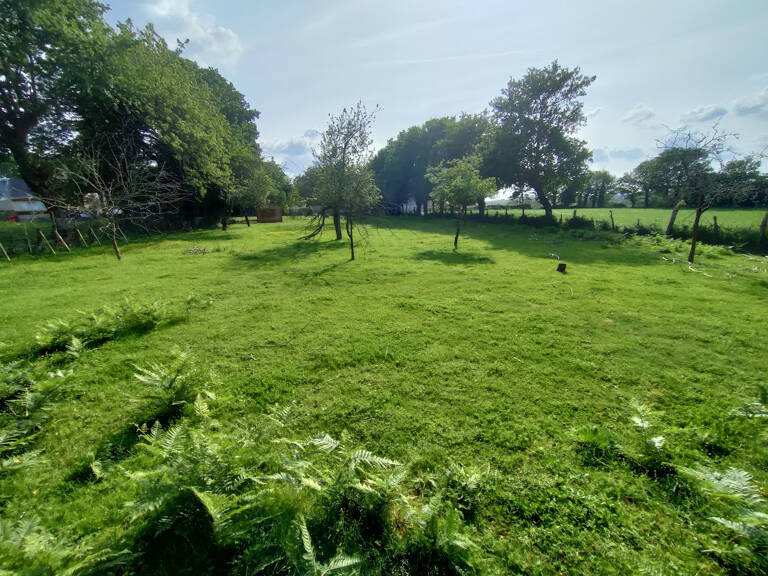 Terrain Loyat 1100 m2 — photo 1