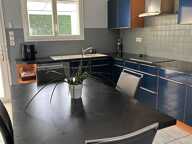Maison de plain-pied familiale avec piscine double garage avec dépendance et cave — photo 4