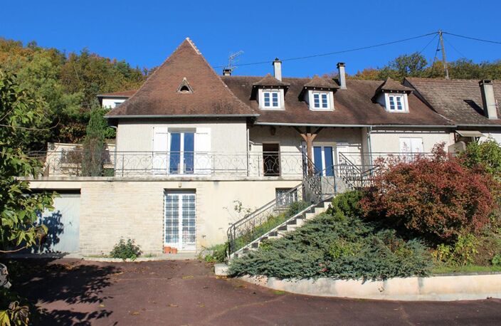 Maison de ville type 7, surface 245 m², garage privatif, sur un terrain 1012 m² — photo 5
