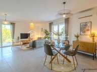 APPARTEMENT T3- 74,71 m² Idéalement situé: 242000  avec 2 terrasses et jardin , double  parkings. Très Grand confort MONTEUX (84170) — photo 2