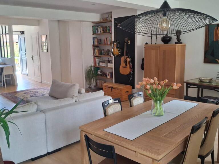 CENTRE VILLE DUPLEX CLIMATISE GARAGE TERRASSE — photo 1