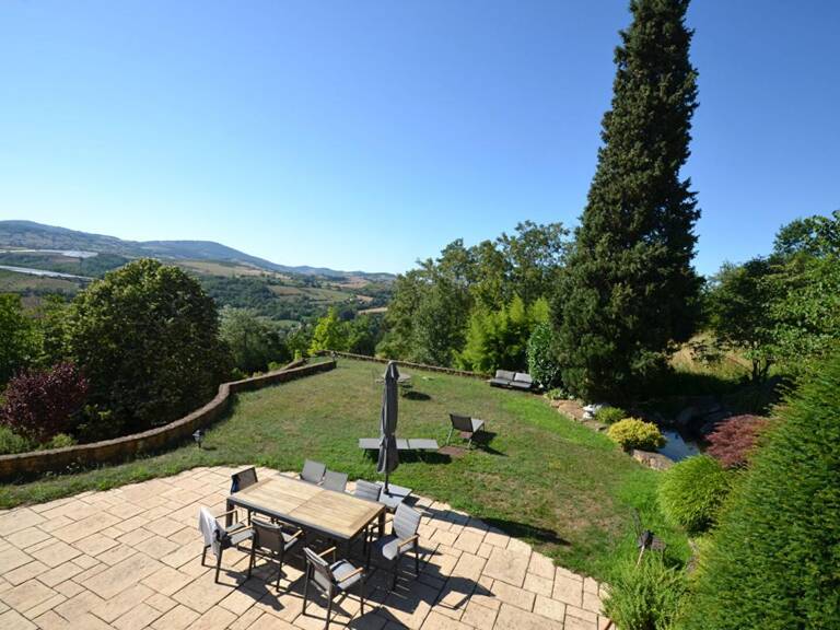 Maison de plus de 290 m2 avec plus de 6 000 m2  de terrain — photo 1