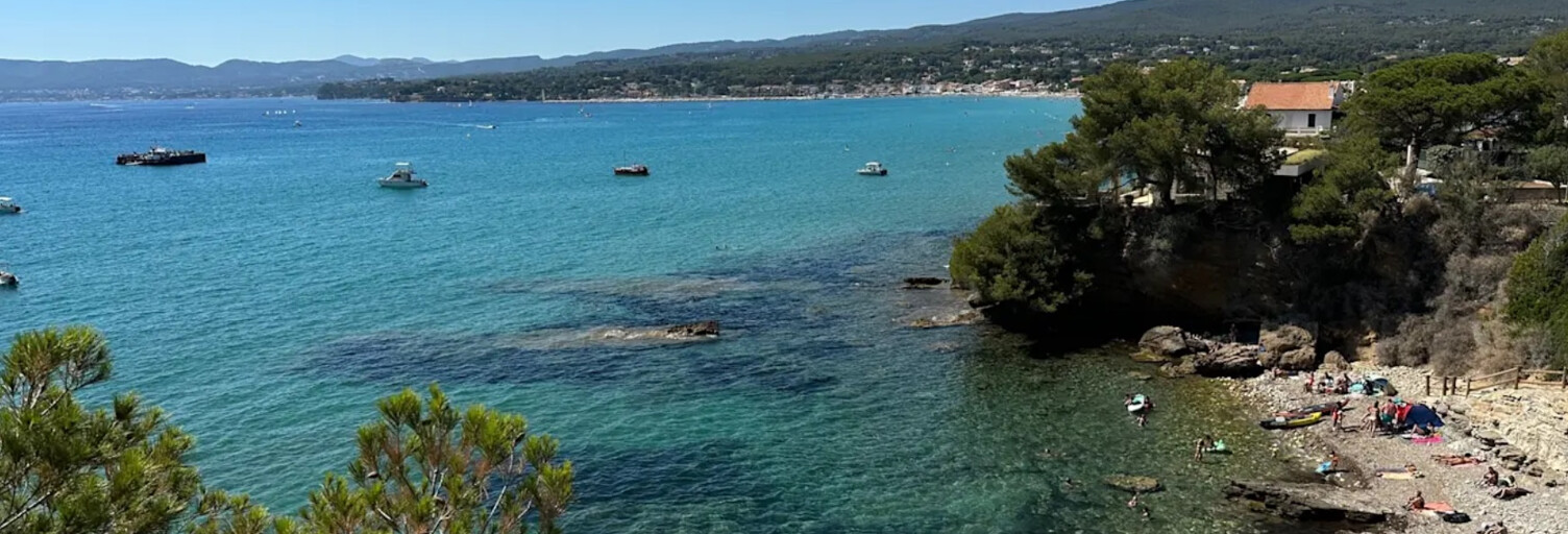 Appartement 1 Pièce 19 m² à vendre à Saint-Cyr-sur-Mer (83270)