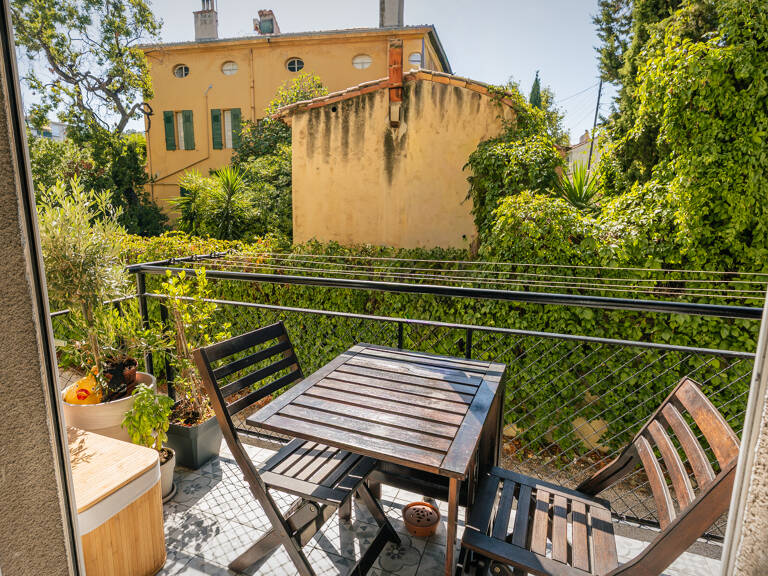 BALCON PLEIN SUD - SANS VIS-À-VIS -PLACE SAINT-EUGÈNE T3 - 62m2 — photo 1