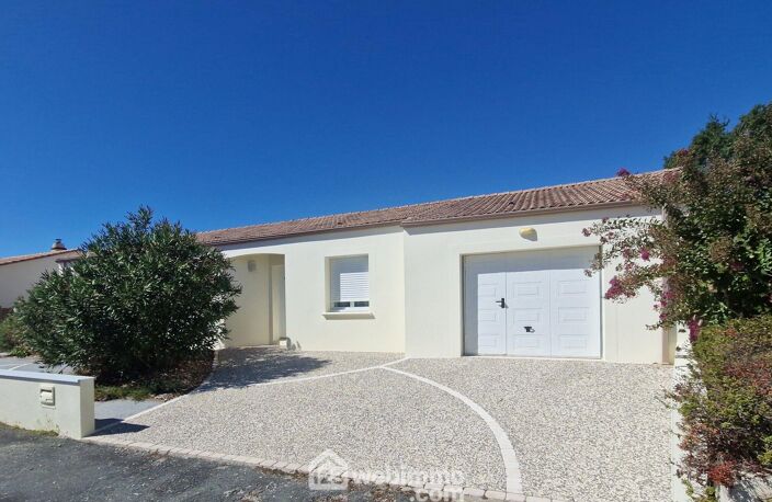 Maison - 110m² - Aubigny-Les Clouzeaux — photo 4