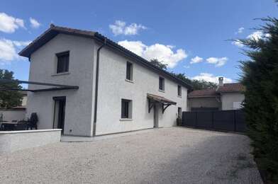 Maison 5 pièces 399000 €