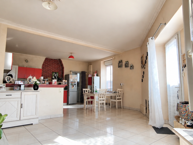 Vente Maison de ville 7 pièces — photo du bien