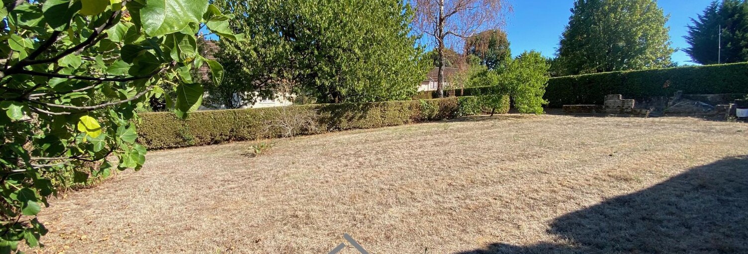 Terrain  600 m² à vendre à Cluny (71250)