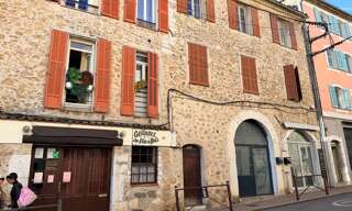 Commerce  57 m² à vendre à Vence (06140)