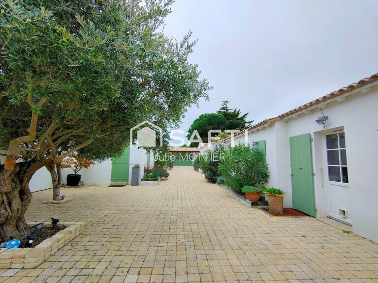 Clos de Charme au calme Séjour traversant vue imprenable Piscine et Jardin — photo 1