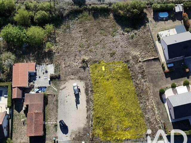 Vente Terrain 606 m&sup2; — photo du bien