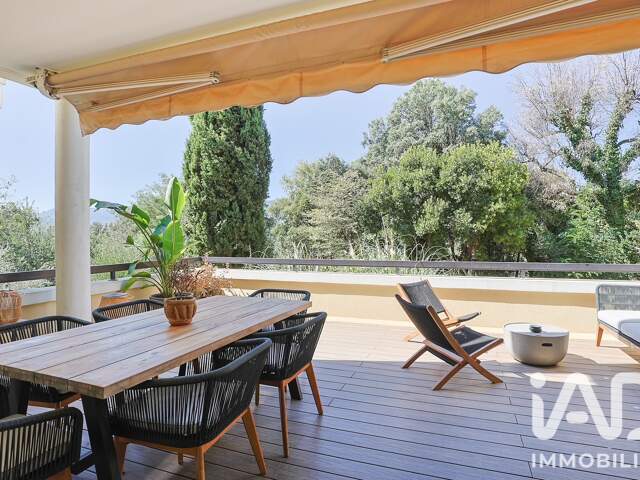 Vente Appartement 4 pièces — photo du bien