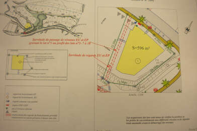 Terrain  81900 €