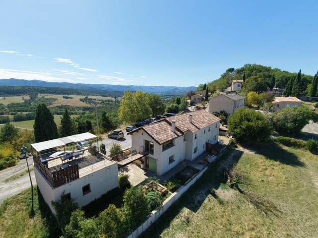 COUP DE CŒUR – Maison en pierres rénovée avec eau de source, vue panoramique et garage – Gaubert, Digne-les-Bains — photo du bien