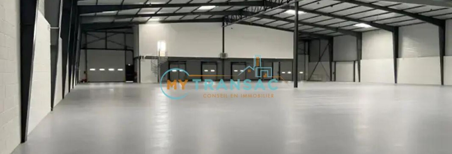 Local industriel  2504 m² à louer à Le Blanc-Mesnil (93150)