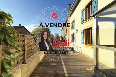 Appartement 6 pièces 249000 €