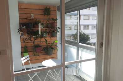 Appartement 3 pièces 1060 €