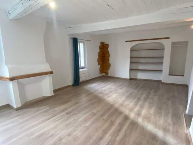 Appartement de 65m2 à louer sur Flayosc — photo du bien