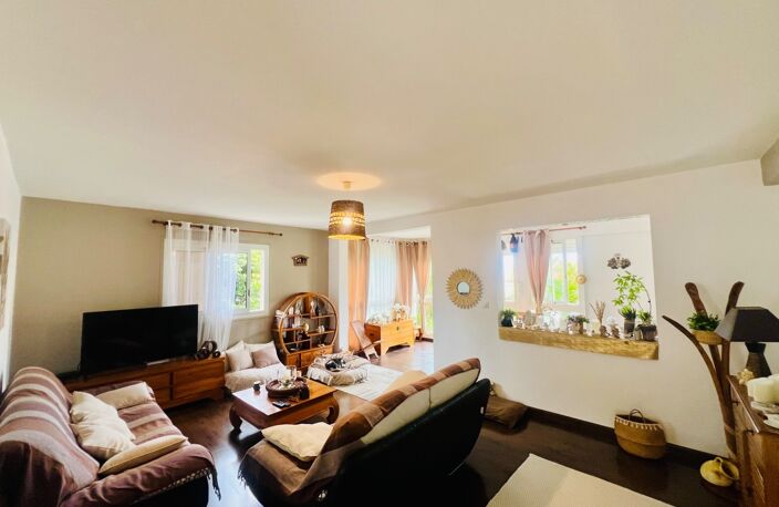Appartement à vendre 4 pièces SAINT GILLES LES HAUTS (974) — photo 4