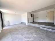 Appartement type 3/4 entièrement rénové — photo 2