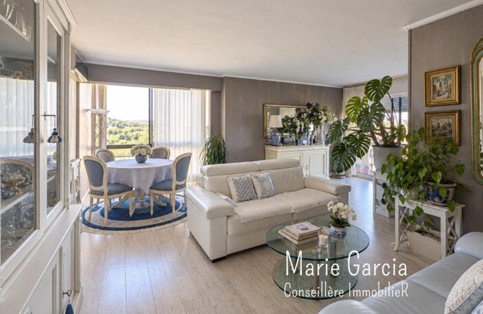 Nîmes Montaury  T2 bis 75 m², 2 terrasses — photo 4