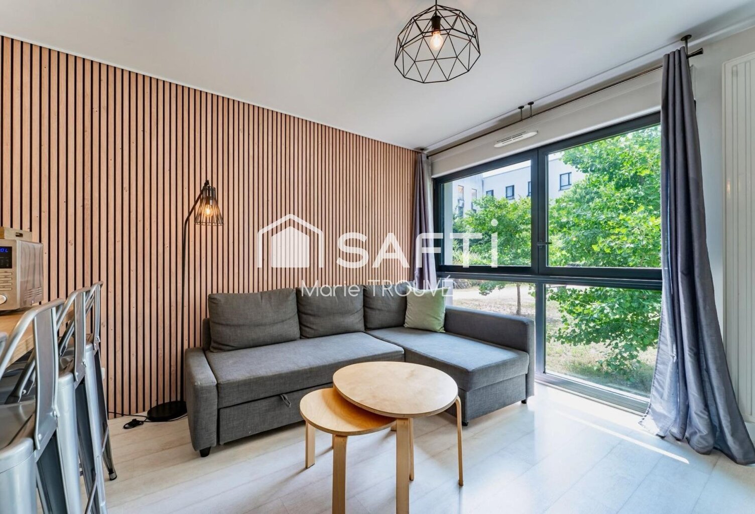 APPARTEMENT T2 MEUBLÉ - EXPLOITÉ TOUTE L'ANNÉE EN MEUBLÉ DE TOURISME ! — photo 1