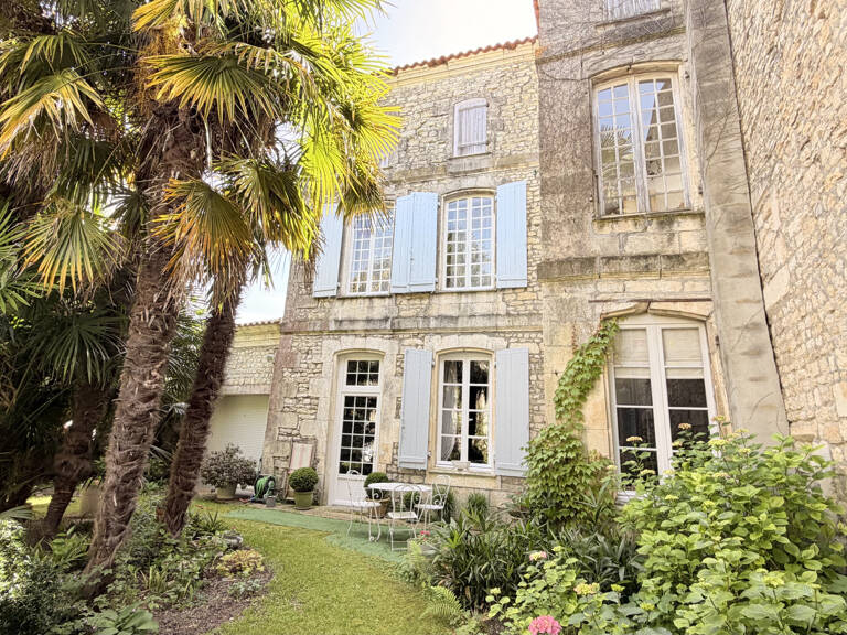 Elle se mérite .. et se cache pour mieux vous surprendre — photo 1