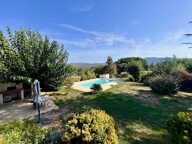 83640 SAINT ZACHARIE - Villa type 6 avce piscine vue colline — photo 4