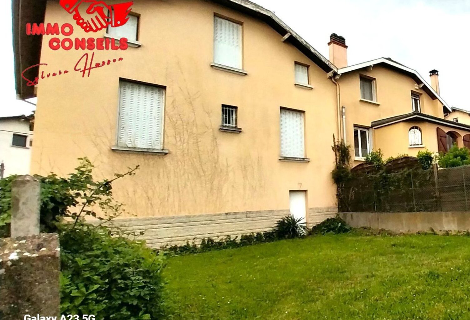 MAISON SUR UN TERRAIN DE 400 M2 PROCHE CENTRE — photo 1