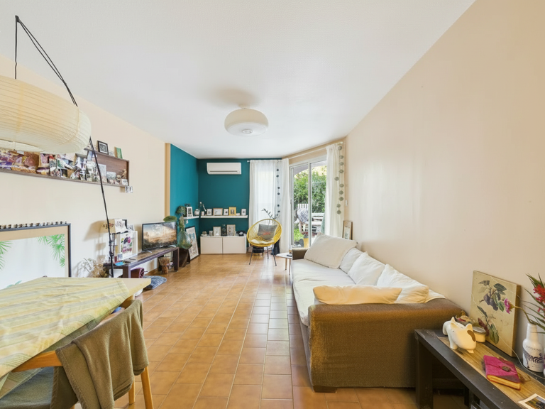 Appartement de 80 m2 en rez-de-chaussée avec un jardin de 80 — photo 1