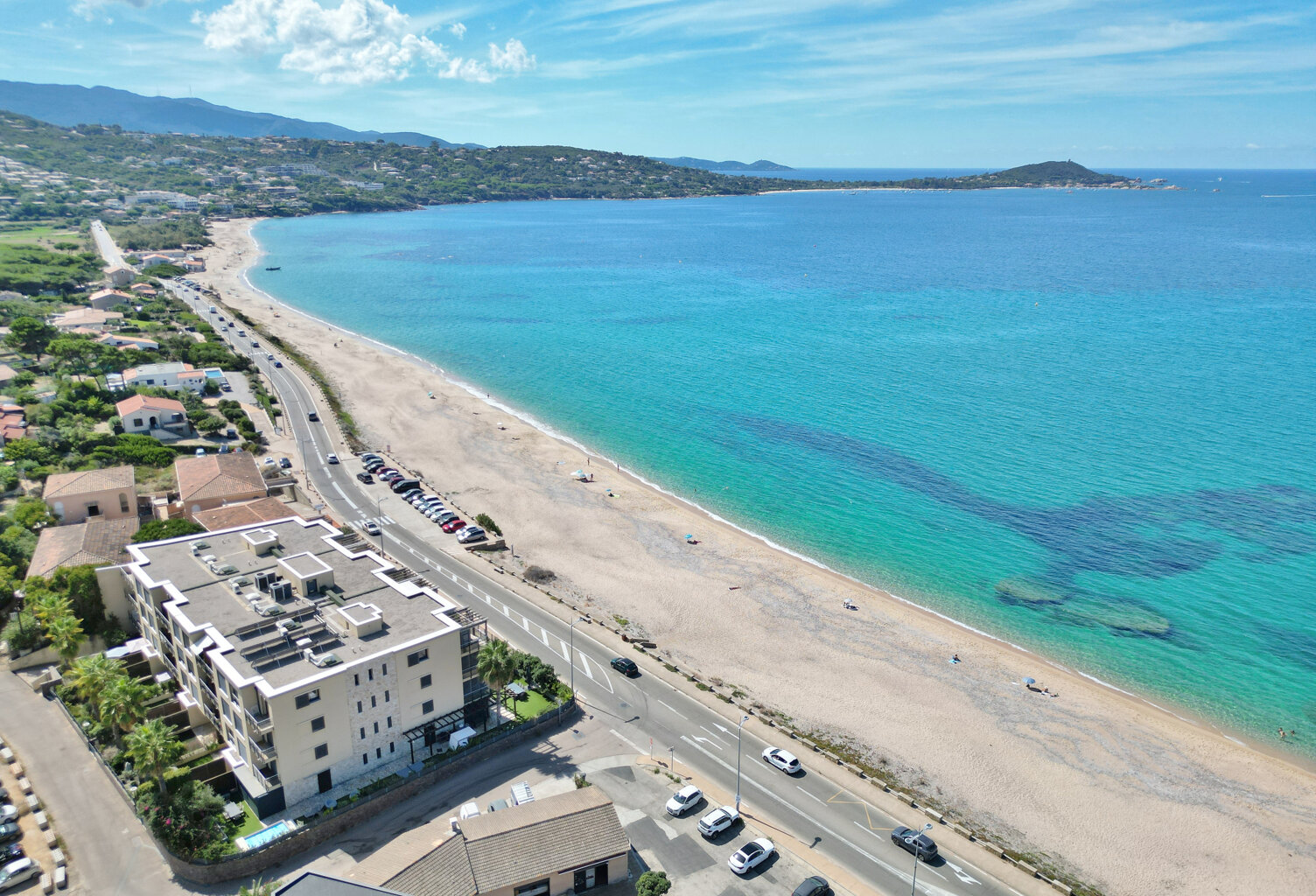 RIVE SUD Agosta Plage - Superbe T3 traversant vue mer + Gara — photo 1