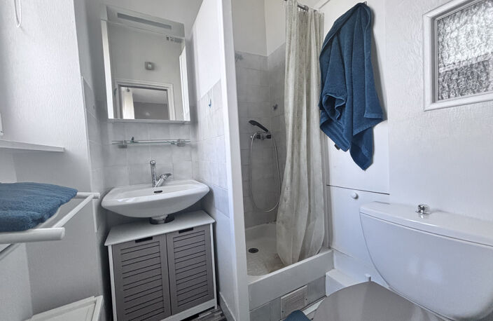 Châtel-Guyon centre Studio à louer — photo 4