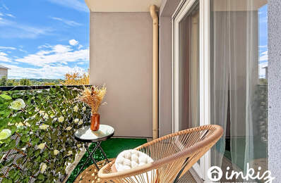 Grand studio / T2, balcon et parking privé — photo du bien