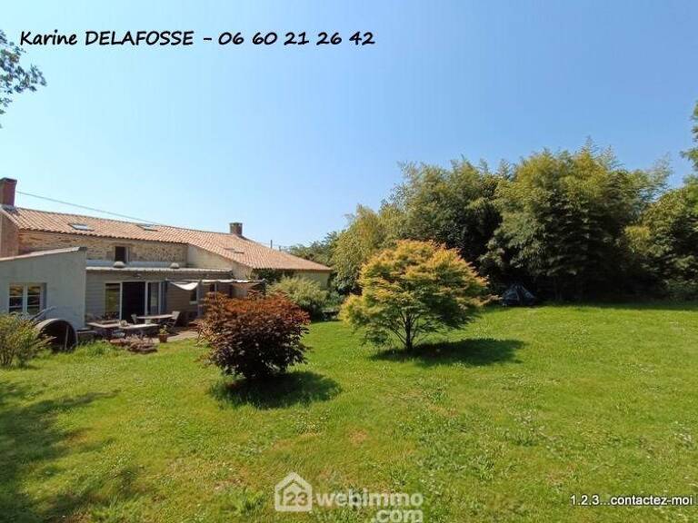 Grange - 219m² - Aubigny-Les Clouzeaux — photo 1