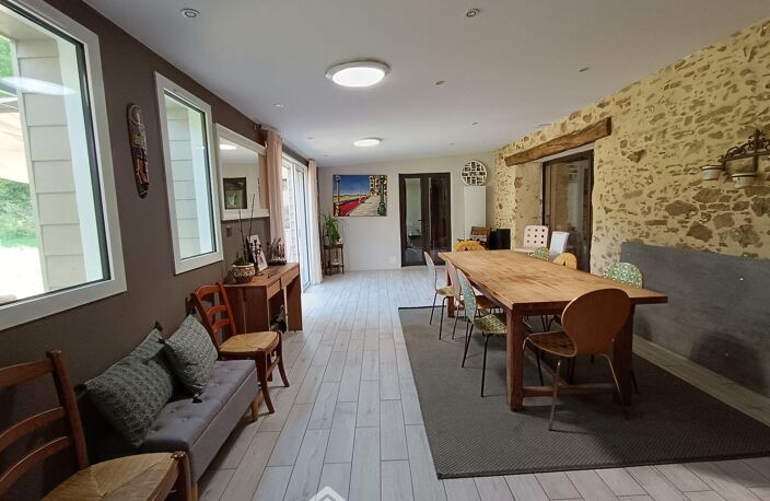 Grange - 219m² - Aubigny-Les Clouzeaux — photo 4