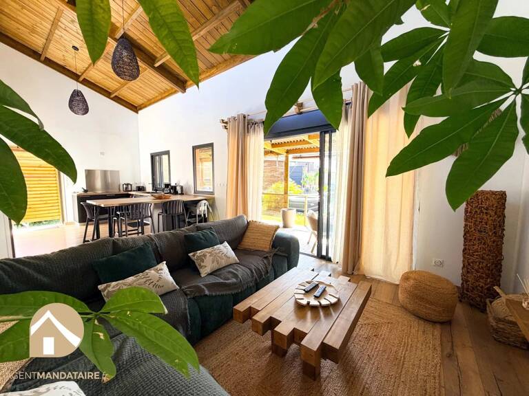 EXCLUSIVITÉ - MAISON COUP DE CŒUR T3 SAINT-JOSEPH — photo 1
