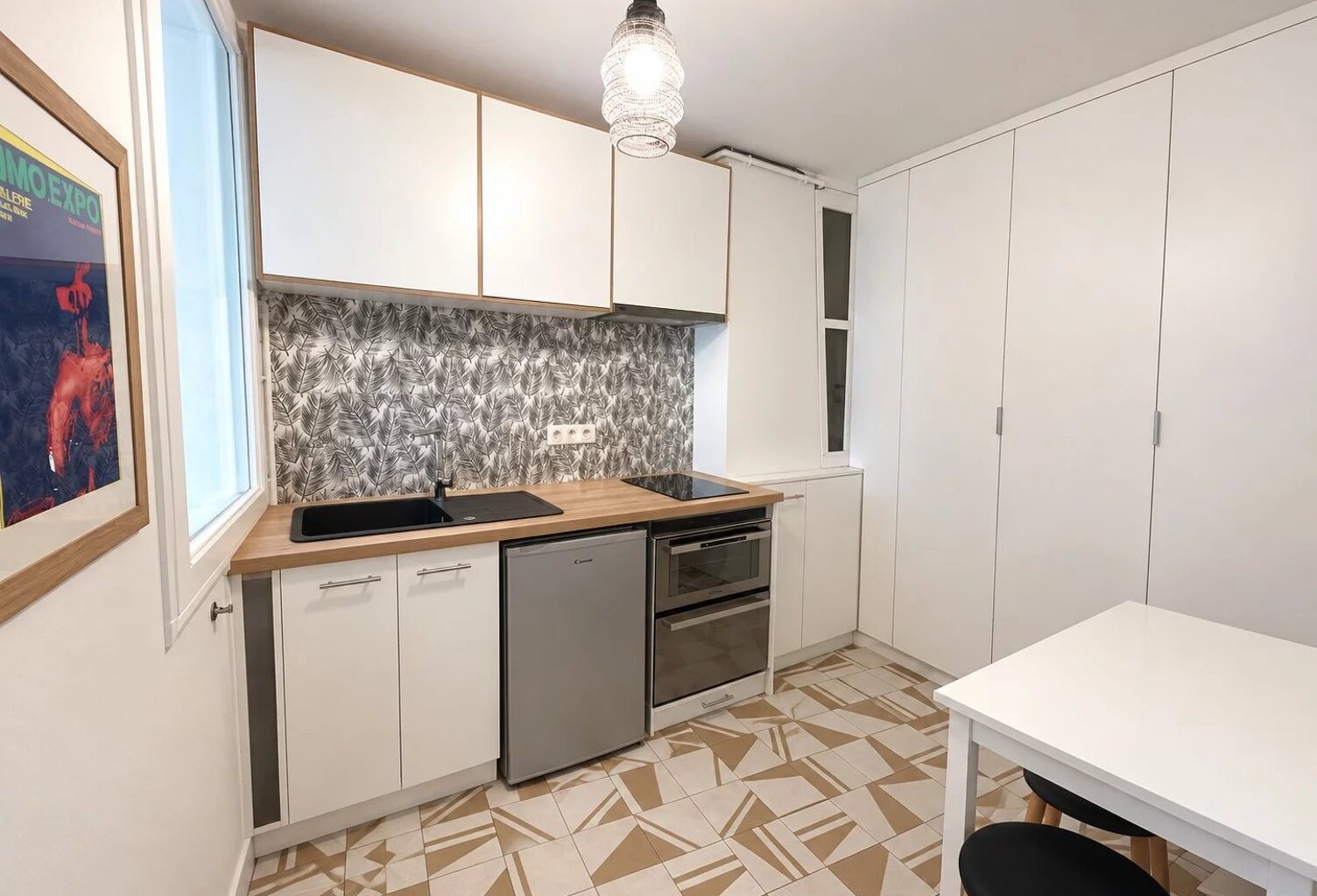APPARTEMENT F1 75018 — photo 1