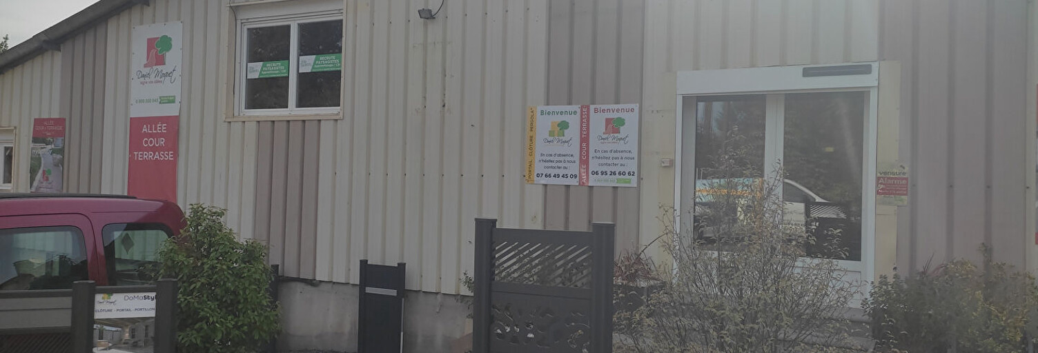 Commerce  590 m² à vendre à Pourrain (89240)
