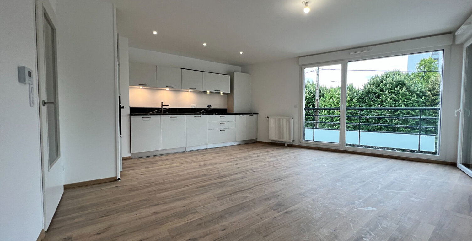 APPARTEMENT T3 - 2 GRANDE RUE TINQUEUX - LUMINEUX-ASCENSEUR — photo 1