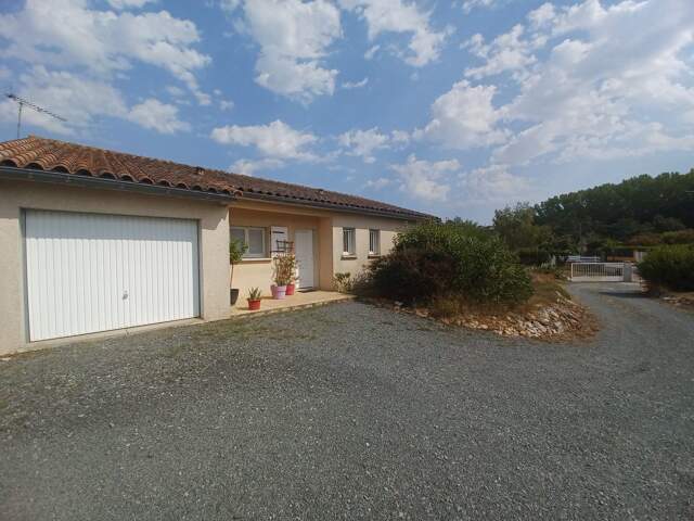 Maison T4 de plain pied avec terrain — photo du bien
