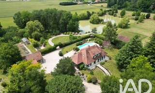 Maison 8 Pièces 216 m² à vendre à Mervans (71310)